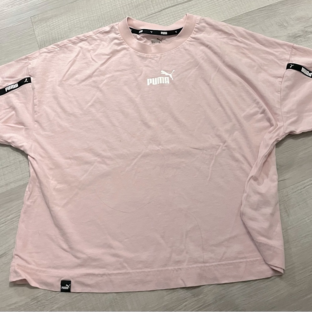 PUMA pale pink cropped tee